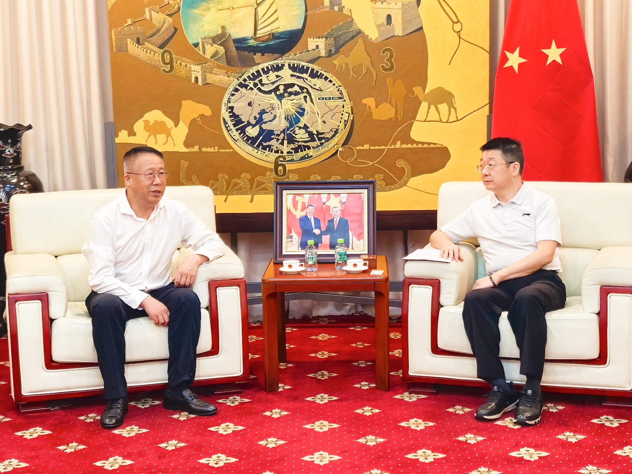 b5f389cc302cfed07fdcb7fe8d9a3ed5.jpg b5f389cc302cfed07fdcb7fe8d9a3ed5.jpg